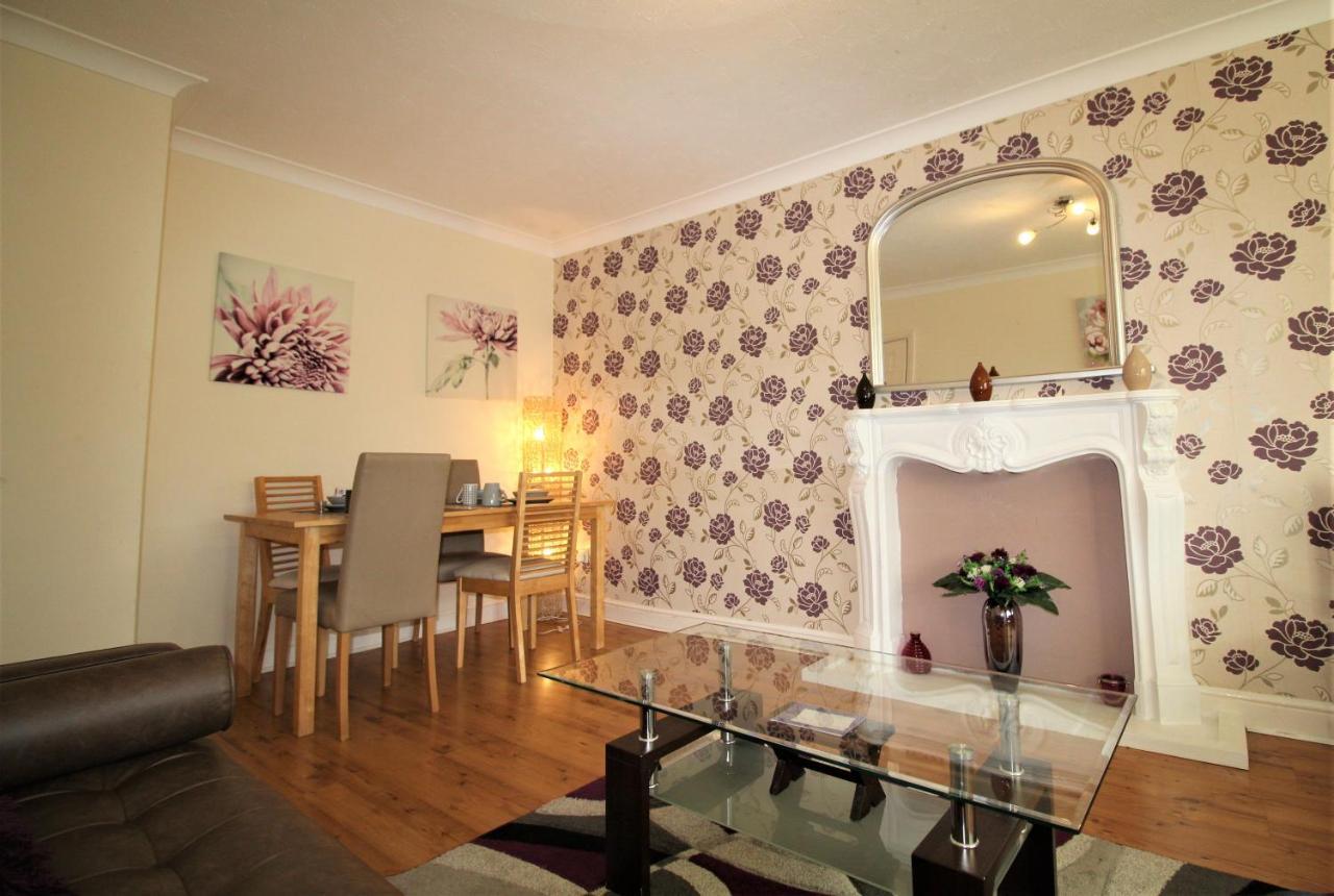 Doncaster - Boswell - Large Balcony Apartment - 2 Double Beds - 2 Bedrooms - Close To Town & Racecourse - Off Street Parking 2 Cars - Fast Wifi Eksteriør bilde