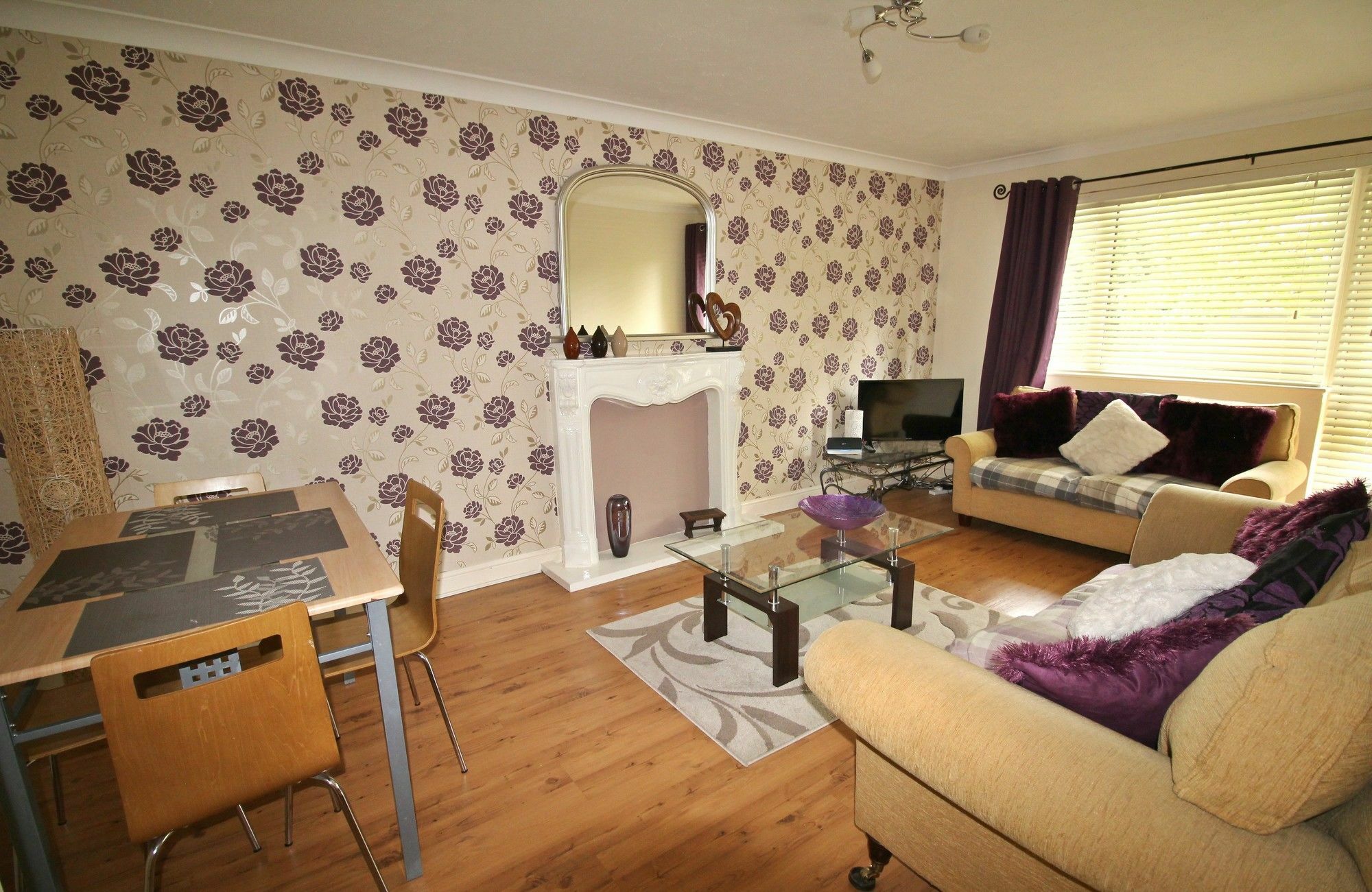 Doncaster - Boswell - Large Balcony Apartment - 2 Double Beds - 2 Bedrooms - Close To Town & Racecourse - Off Street Parking 2 Cars - Fast Wifi Eksteriør bilde