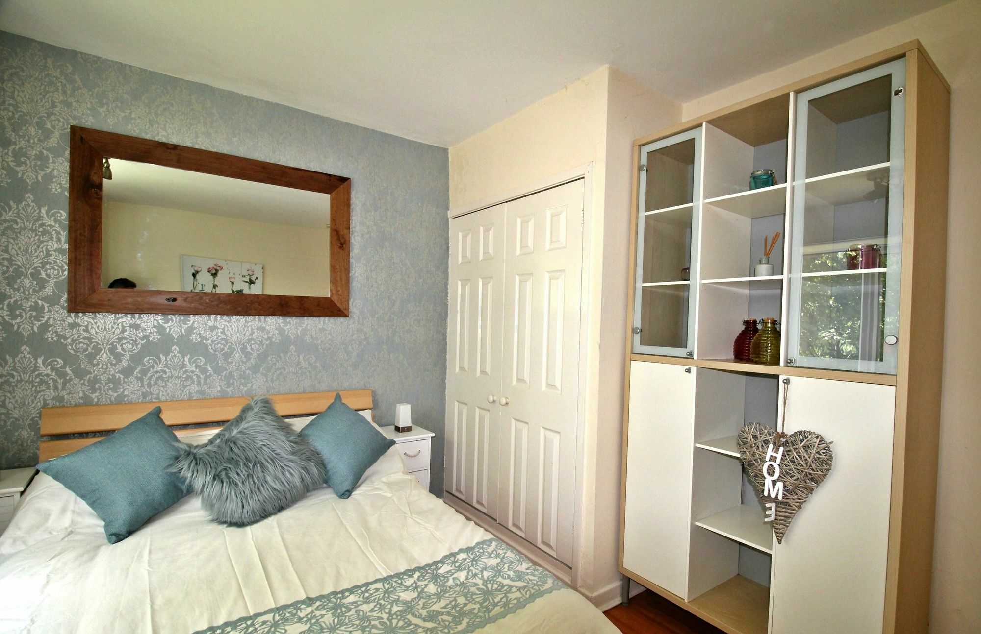 Doncaster - Boswell - Large Balcony Apartment - 2 Double Beds - 2 Bedrooms - Close To Town & Racecourse - Off Street Parking 2 Cars - Fast Wifi Eksteriør bilde